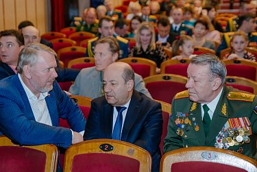 60 лет на страже мира и безопасности